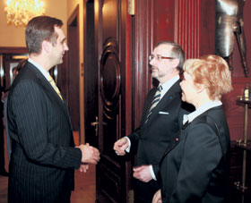 IGAUNI.JPG (19033 bytes)