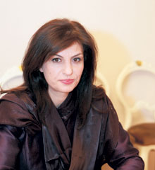 02.JPG (11723 bytes)