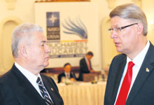 05.JPG (10345 bytes)