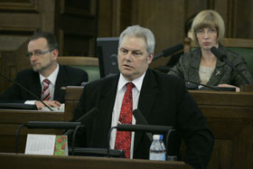 SAEIMA1.JPG (12070 bytes)