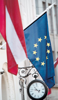 KAROGI.JPG (19213 bytes)