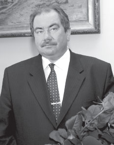 02.JPG (12965 bytes)