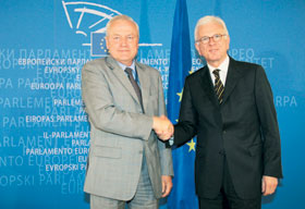 PETERINGS.JPG (17522 bytes)