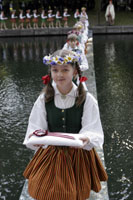 01.JPG (10896 bytes)