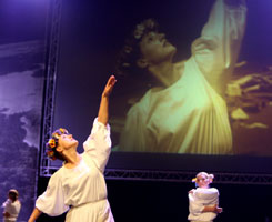 001.JPG (11845 bytes)