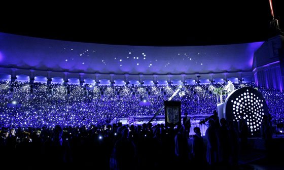 01.JPG (50365 bytes)