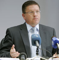 001.JPG (8906 bytes)