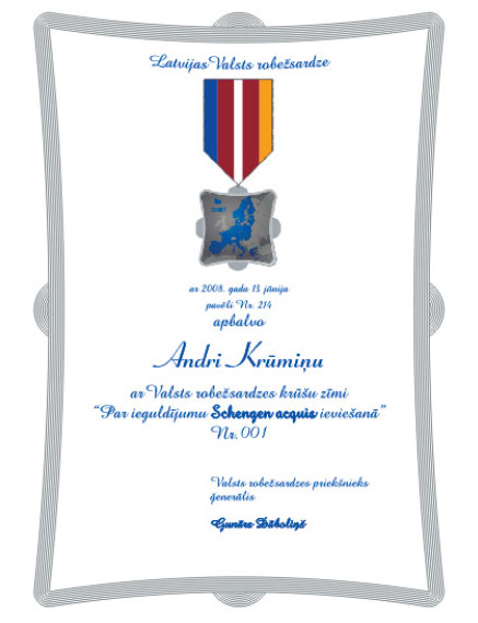 02.JPG (33741 bytes)