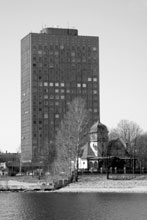 002.JPG (7211 bytes)