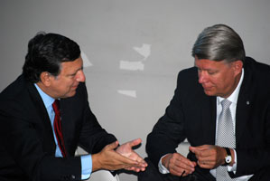 00.JPG (11874 bytes)