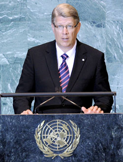 00.JPG (27553 bytes)