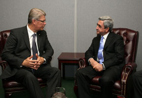 05.JPG (13064 bytes)