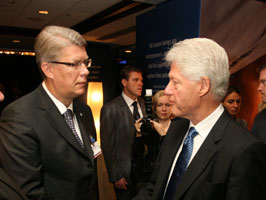 07.JPG (14574 bytes)