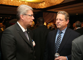 08.JPG (14947 bytes)