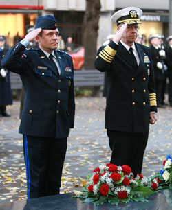 01.JPG (26276 bytes)