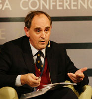 04.JPG (10402 bytes)