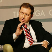 06.JPG (10493 bytes)