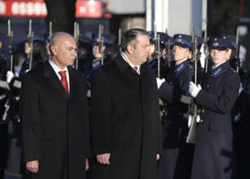 MINISTRS1.JPG (13589 bytes)