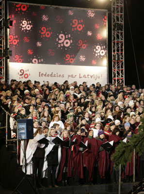 01.JPG (44789 bytes)