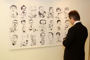 02.JPG (13487 bytes)