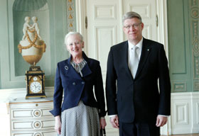 KARALIENE.JPG (15069 bytes)