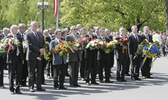 SVETKI3.JPG (28666 bytes)