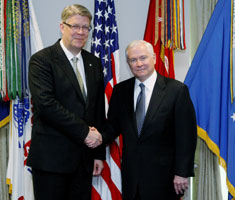 04.JPG (16345 bytes)