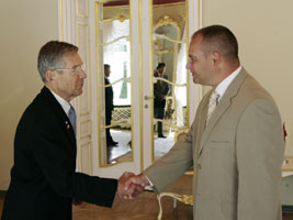 SAEIMA1.JPG (12898 bytes)