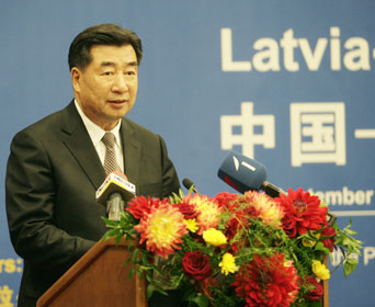 KINA1.JPG (26863 bytes)