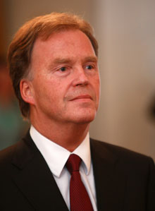 01.JPG (11041 bytes)