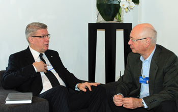 01.JPG (16501 bytes)